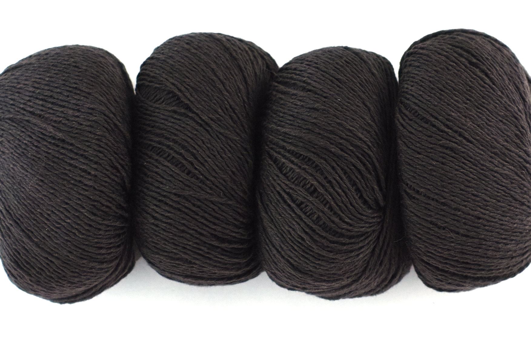 Hempathy no 113 Obsidian, hemp, cotton, DK weight knitting yarn, solid black