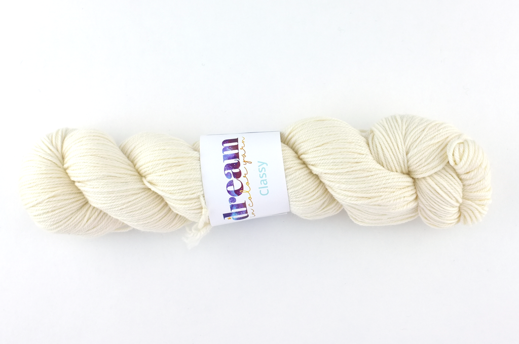 Dream in Color Classy color Crying Dove 001, worsted weight superwash wool knitting yarn, off-white, natural semi-solid from Purple Sage Yarns