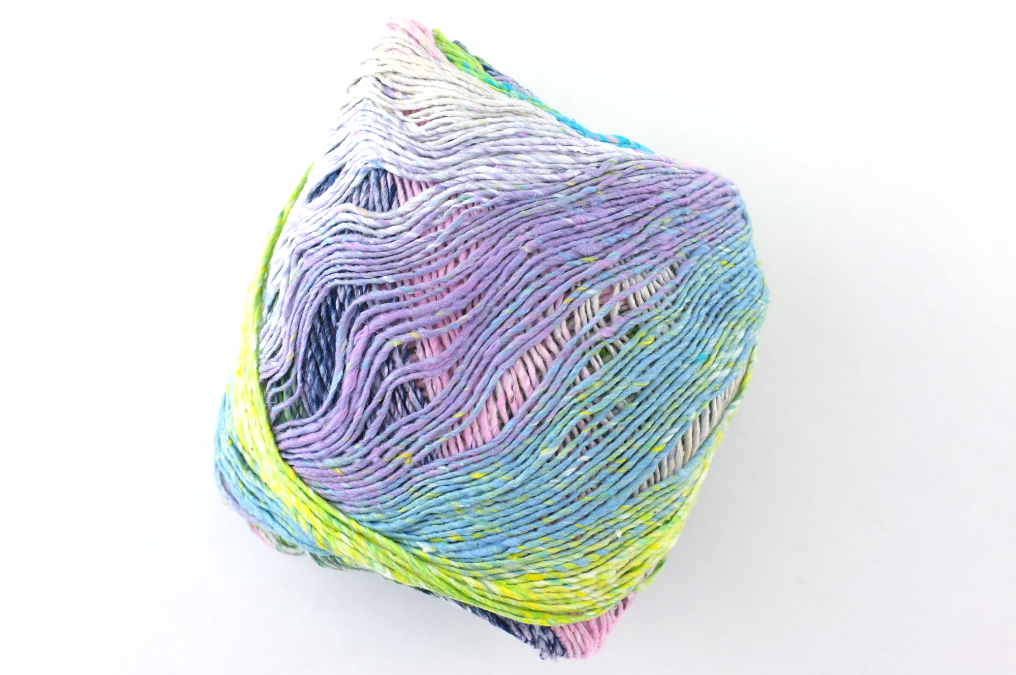 Noro Haruito, silk-cotton yarn, worsted weight, lovely pastels, dragon skeins, col 03