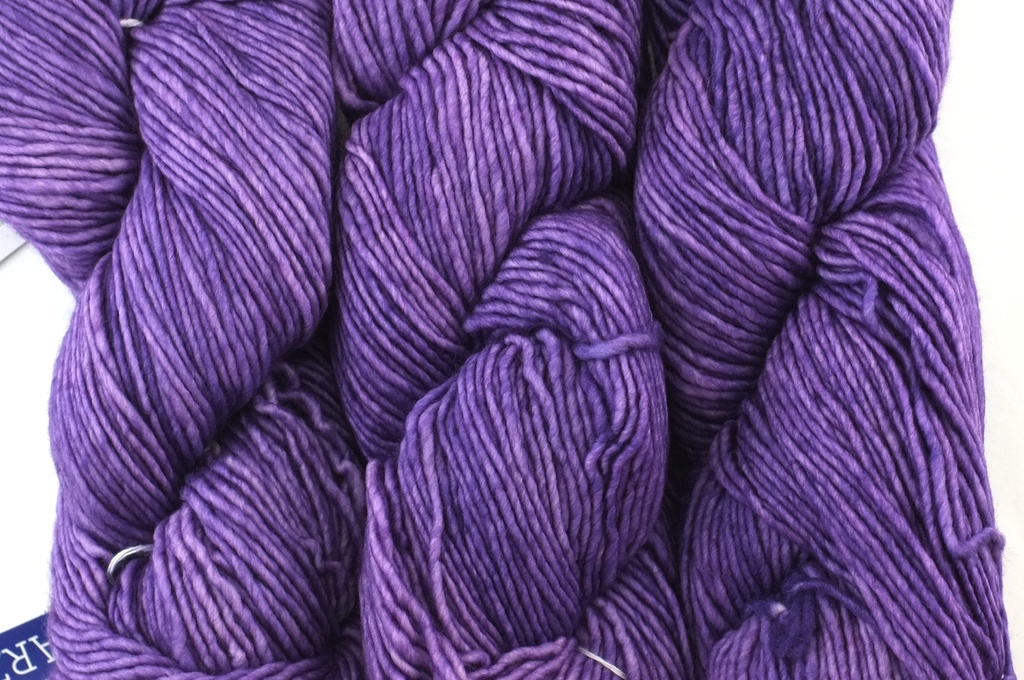 Malabrigo Worsted in color Cuarzo, #097, Merino Wool Aran Weight Knitting Yarn, purple - Purple Sage Yarns