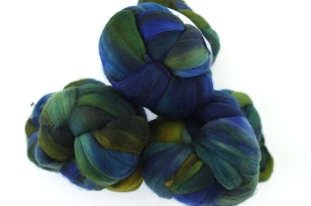 Malabrigo Fiber, Nube pure merino combed top, hand dyed spinning fiber in color Hojas, #880, field of greens! - Purple Sage Yarns