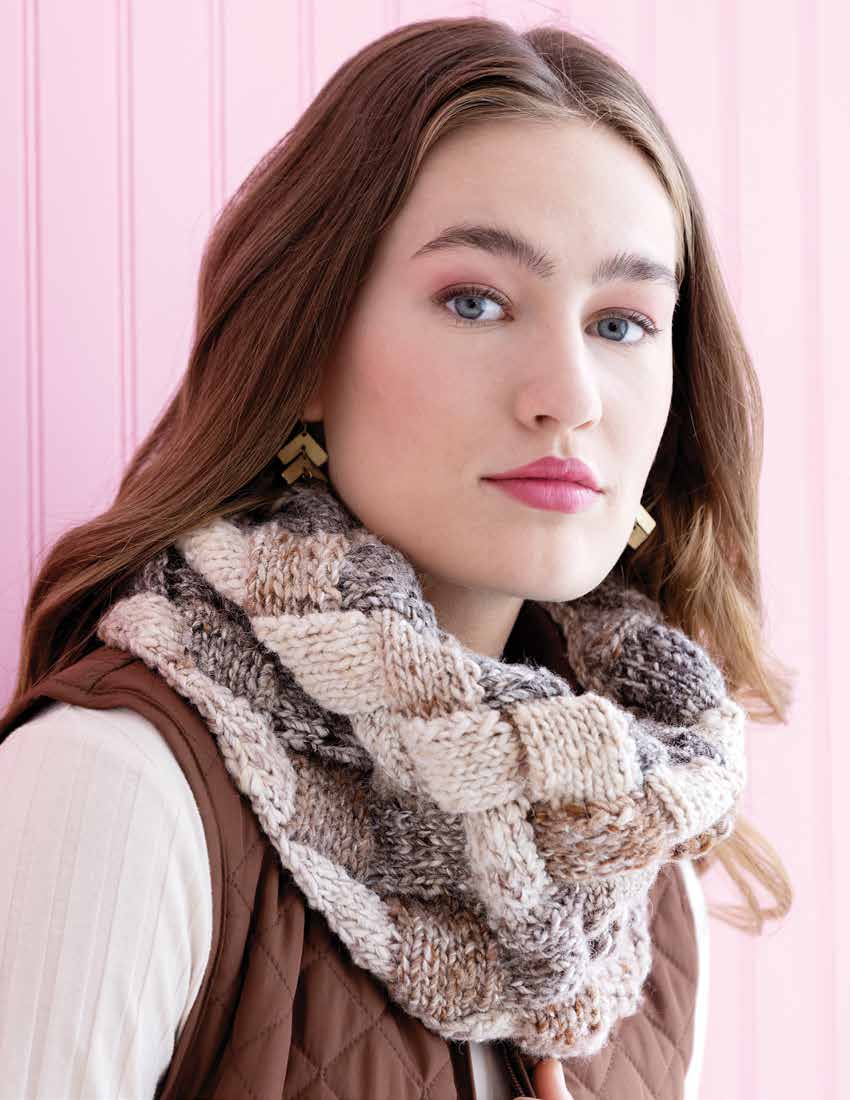 Silestone cowl from Noro's Rikka, free digital knitting pattern